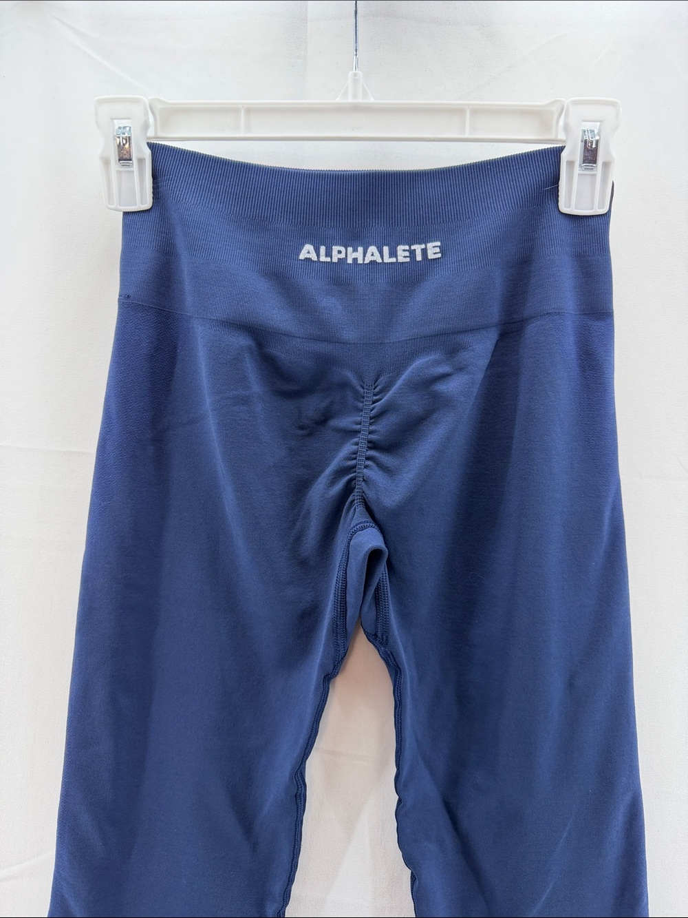 Alphalete Navy Butt Scrunch Leggings Size Small - Picture 4 of 6